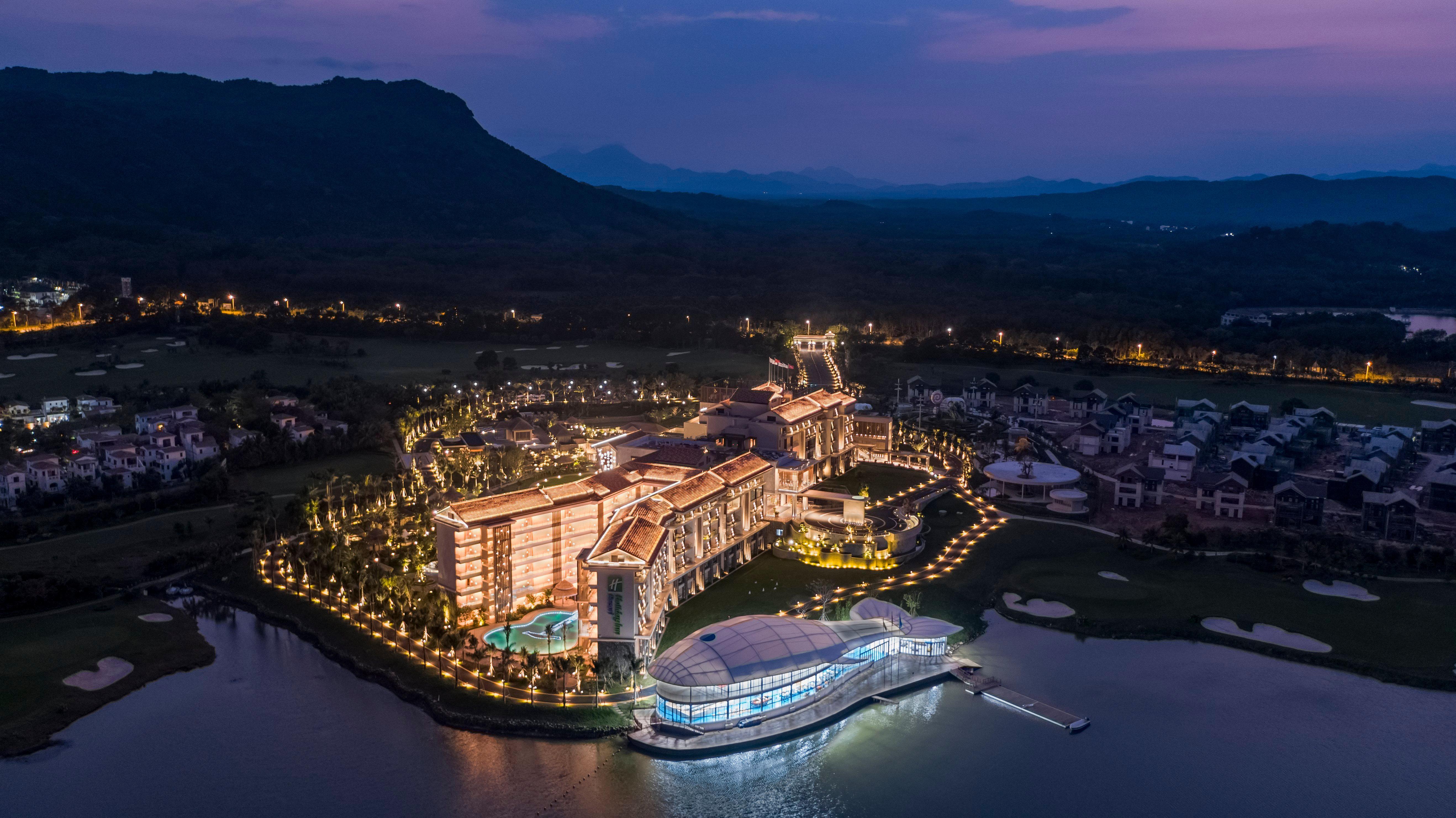 Holiday Inn Resort Qionghai Guantang, An Ihg Hotel Exterior photo